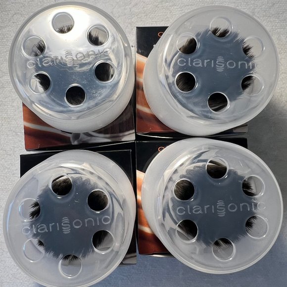 Clarisonic Foundation Brush Head 4 Pack - Picture 2 of 3